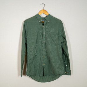 Van Heusen "Classic Fit" Dress Shirt (M 15-15 1/2)